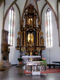 herzo-9-old-town-church-altar-2