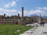 forum_in_pompeii